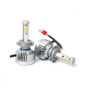 LED N3 H7 Citizen Professional Lighting - Оригинална LED система с Японско качество!           LED N3 H7 Citizen Professional Lighting са LED крушки от ново поколение за фарове с изключително качествена изработка и мощно осветяване. LED крушките са с (chip-on-board) диод от ново поколение, монтиран върху алуминиев радиатор с вентилатор за по-добро охлаждане. Това води до по-дълъг живот на крушките,тъй като факторът, който скъсява жизнения цикъл на диода е високата температура. Създават светлинен поток с над 300% по-ярка светлина, спрямо стандартните халогенни крушки и са подходящи за всички фарове с рефлектори. N3 серията на Citizen имат вградени CAMBUS технология, които със сигурност няма да дадат грешка на бордовите компютри даже и на коли 2020 година! Крушката е изработена от Висококачествен Алуминии - Aviation Aluminum 6063 с Tитаниево покриетие, вентилаторно охлаждане и изключително качество на изработка! Готови за директен монтаж на автомобили, камиони, автобуси, мотори и селскостопанска техника без преправяне на инсталацията. Директно се свързват към оригиналната букса, без допълнителни кабели, без баласти (запалки). Светлината от леда е много по-плътна, ярка, няма петна, по-дълъг обсег, няма го това забавяне, загряване и заслепяване както при ксенона! Имат мигновен старт. Една крушка LED 30W се равняват на над 100W ксенон! Сертификати за качество: RoHS, BCTC-14042020, IP67! Технически спецификации на Автомобилен LED Комплект N3 Citizen Professional Lighting H7 Тип LED лампи: N3 Citizen Professional Lighting H7 LED 60W/10 000lm Над 300% по-ярка светлина! Предназначение: За фарове Употреба: За къси/дълги светлини Подходящи за лупа: ДА Подходящи за рефлектор: ДА Материал: Алуминий 6063, Титаниево покритие Чип: COB, разработен в USA - 4 чипа Волтаж: Работен диапазон от 12V до 32V! Мощност: 60W (2x30W) Светлина: Студено бяла Тегло (кг): 0.940kg Цвят: 6000К (студено бяла) Ъгъл на светене: 360*/градуса/ Излъчвана светлина /Светлинен Поток/: 2 x 5000LM = 10 000LM Работно напрежение: DC 9V-32V Работна температура:  -40◦C~ +80◦c Клас на защита: IP 65 Живот:  >70 000 часа Вид охлаждане: Вентилатор клас А++ (японски) Производител: P.R.C Сертификати: CE,  RoHS,  IP65, Водоустойчиви! Комплект: 2 бр. 