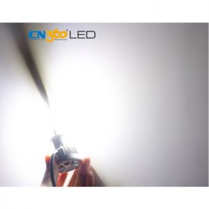 LED N3 H7 Citizen Professional Lighting - Оригинална LED система с Японско качество!           LED N3 H7 Citizen Professional Lighting са LED крушки от ново поколение за фарове с изключително качествена изработка и мощно осветяване. LED крушките са с (chip-on-board) диод от ново поколение, монтиран върху алуминиев радиатор с вентилатор за по-добро охлаждане. Това води до по-дълъг живот на крушките,тъй като факторът, който скъсява жизнения цикъл на диода е високата температура. Създават светлинен поток с над 300% по-ярка светлина, спрямо стандартните халогенни крушки и са подходящи за всички фарове с рефлектори. N3 серията на Citizen имат вградени CAMBUS технология, които със сигурност няма да дадат грешка на бордовите компютри даже и на коли 2020 година! Крушката е изработена от Висококачествен Алуминии - Aviation Aluminum 6063 с Tитаниево покриетие, вентилаторно охлаждане и изключително качество на изработка! Готови за директен монтаж на автомобили, камиони, автобуси, мотори и селскостопанска техника без преправяне на инсталацията. Директно се свързват към оригиналната букса, без допълнителни кабели, без баласти (запалки). Светлината от леда е много по-плътна, ярка, няма петна, по-дълъг обсег, няма го това забавяне, загряване и заслепяване както при ксенона! Имат мигновен старт. Една крушка LED 30W се равняват на над 100W ксенон! Сертификати за качество: RoHS, BCTC-14042020, IP67! Технически спецификации на Автомобилен LED Комплект N3 Citizen Professional Lighting H7 Тип LED лампи: N3 Citizen Professional Lighting H7 LED 60W/10 000lm Над 300% по-ярка светлина! Предназначение: За фарове Употреба: За къси/дълги светлини Подходящи за лупа: ДА Подходящи за рефлектор: ДА Материал: Алуминий 6063, Титаниево покритие Чип: COB, разработен в USA - 4 чипа Волтаж: Работен диапазон от 12V до 32V! Мощност: 60W (2x30W) Светлина: Студено бяла Тегло (кг): 0.940kg Цвят: 6000К (студено бяла) Ъгъл на светене: 360*/градуса/ Излъчвана светлина /Светлинен Поток/: 2 x 5000LM = 10 000LM Работно напрежение: DC 9V-32V Работна температура:  -40◦C~ +80◦c Клас на защита: IP 65 Живот:  >70 000 часа Вид охлаждане: Вентилатор клас А++ (японски) Производител: P.R.C Сертификати: CE,  RoHS,  IP65, Водоустойчиви! Комплект: 2 бр. 